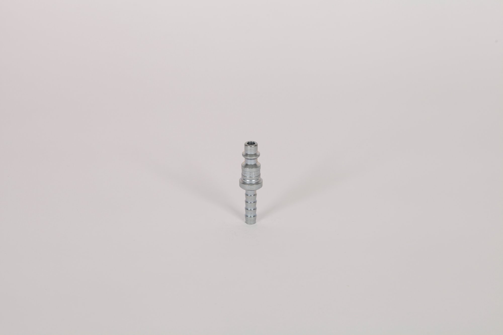 Industrial Quick Disconnect Steel Air Couplings- Male Disconnect X Barb Coupler - Image 3